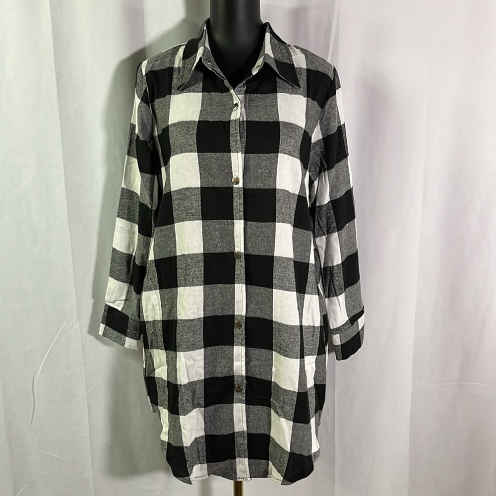 Black & White Buffalo Check Plaid Long Button Front Shacket